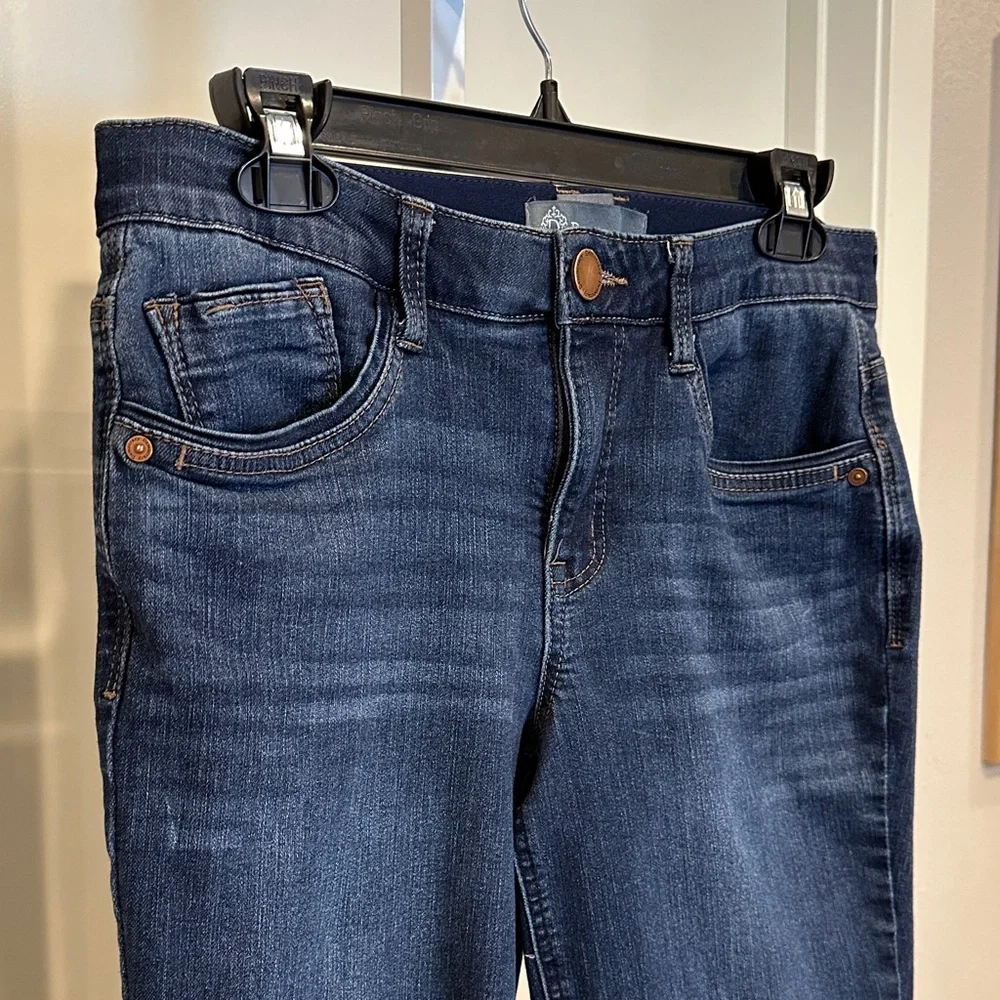 Democracy Ab Solution Crop Jeans Dark Wash Fray Hem Size 6 Sculpt Stretch - Picture 3 of 10